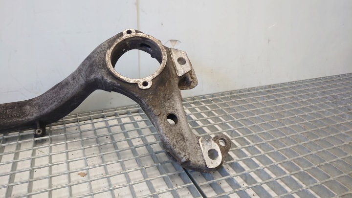фото №8, Vw touareg 2.5 tdi балка кронштейн двигуна 7l6199207