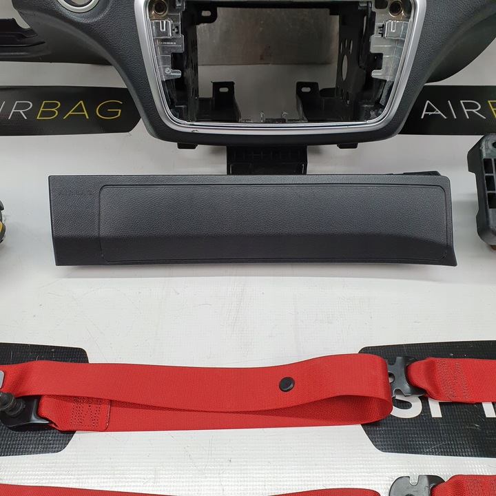 фото №9, W117 cla amg панель консоль подушки ремни подушка безопасности