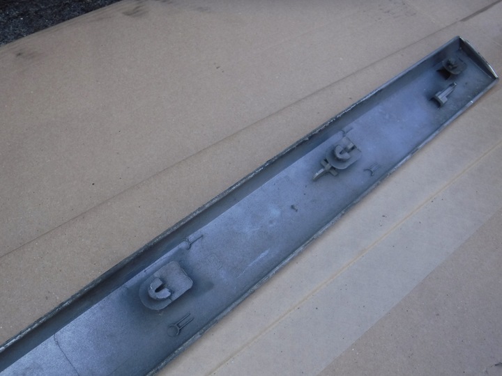 фото №7, Планка двері правий перед renault megane ii 3двері 8200650812