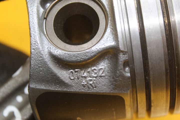 фото №10, Поршень шату́н шатун citroen c3 1.6 hdi bh01 10fdbz 074132 1295 103