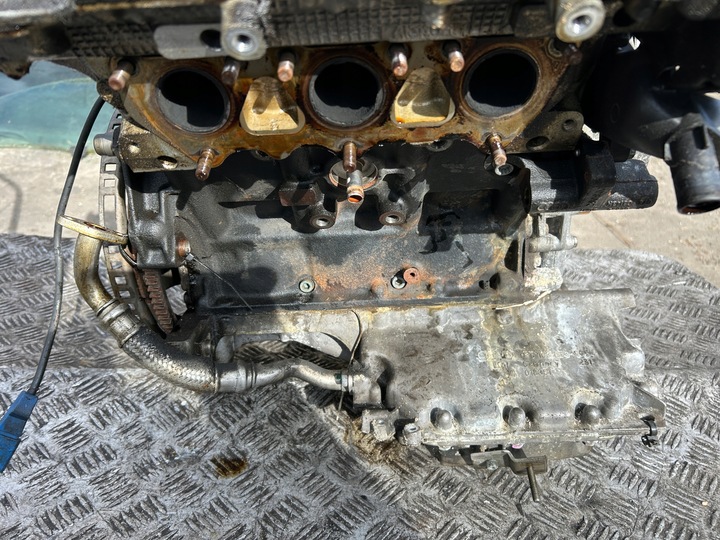 фото №14, Двигатель стойка a6 c5 2.7 bt bi turbo 250hp bes