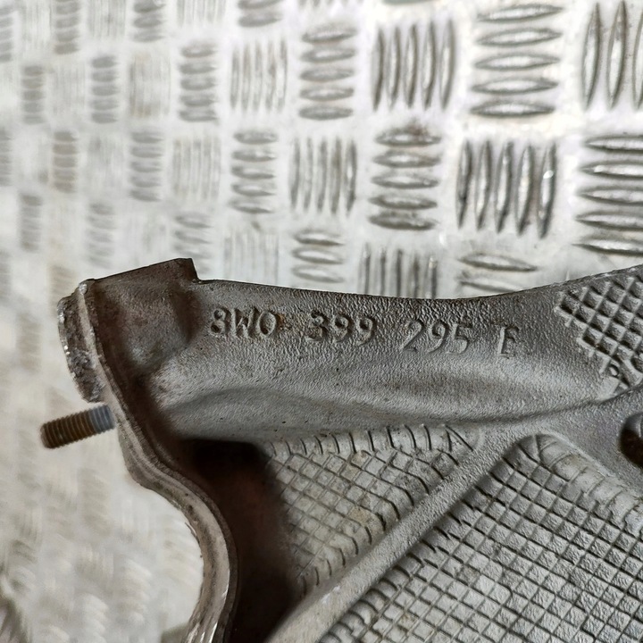 фото №6, Audi a4 s4 b9 8w 2016 левая сторона другая запчасть шасси