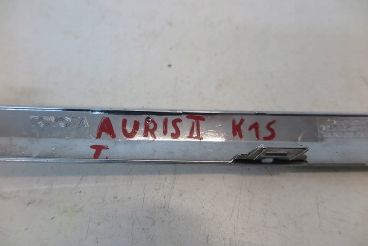 фото №11, Планка хром бампера toyota auris ii 52754-02010