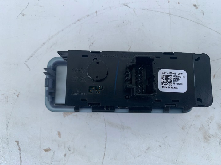 фото №7, Ford втулка стабілізатора mk4 iv kuga mk3 2020 перемикач панель світла відкривання кришки