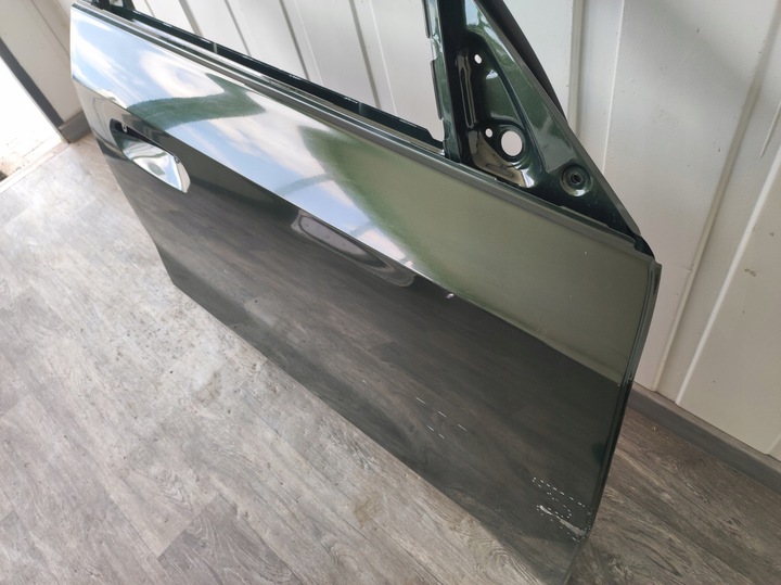 фото №3, Дверь bmw x1 u11 передние правые-----