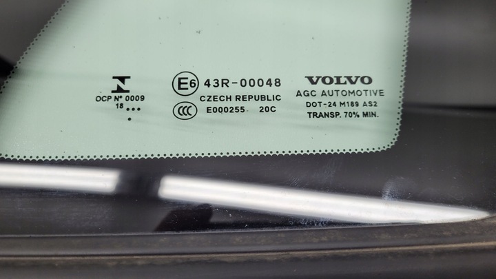 фото №9, Volvo v40 стекло боковая зад правая крыльев заднего