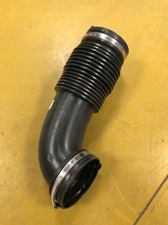 фото №1, Труба шланг воздуховод воздуха mercedes infiniti 2.2