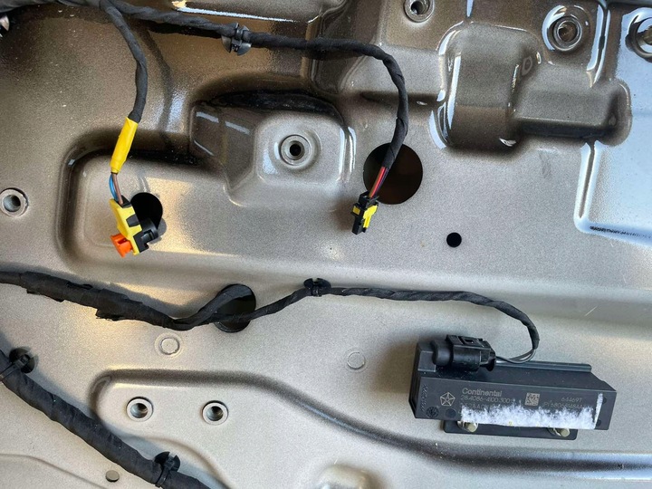 фото №10, Ferrari roma двері праві door правий