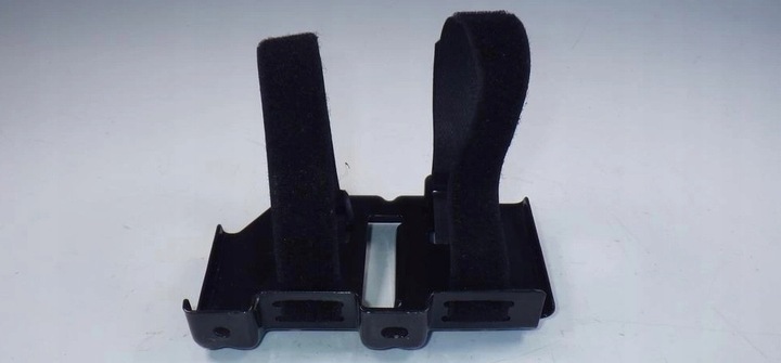 фото №1, Крепление держатель багажника зад 4l0012130b audi q7