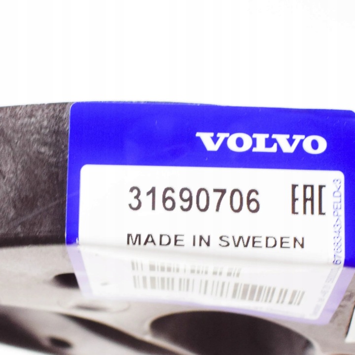 фото №7, Volvo xc40 держатель бампера заднего, правое, 32386994 оригинальная запчасть