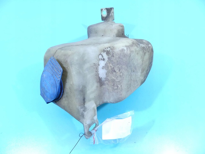 фото №1, Бачок склоомивача vw golf iv 1j0955453b