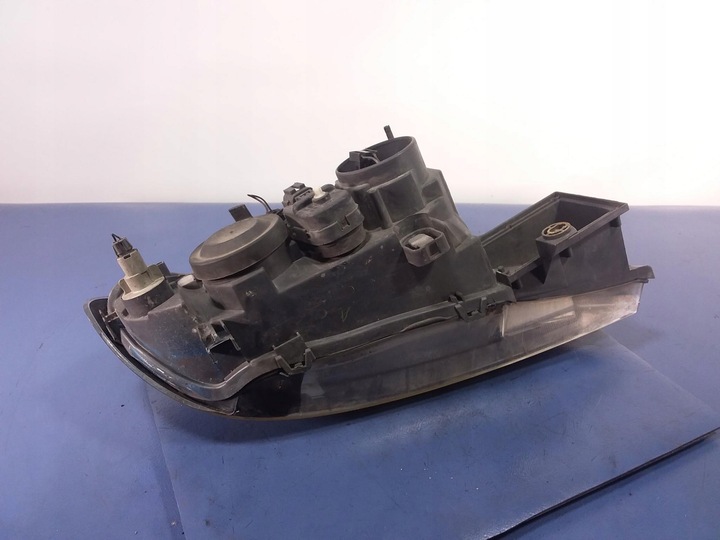 фото №5, Nissan primera p11 рестайлинг фара левый лампа eu