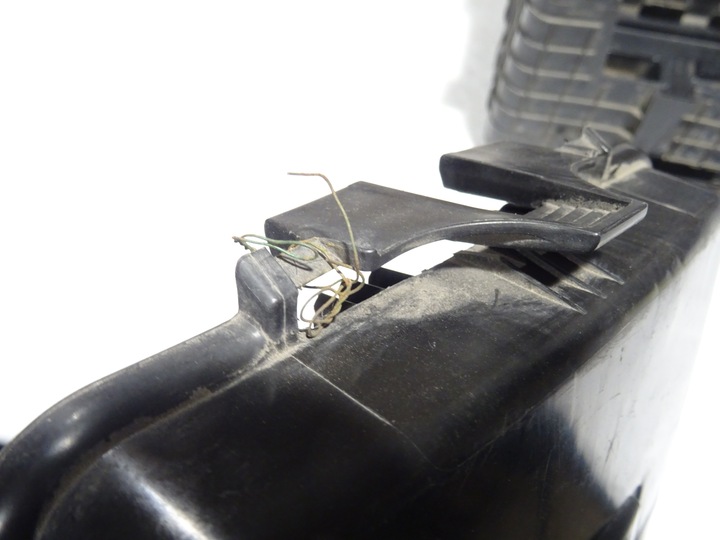 фото №6, Основа корпус акумулятора vw golf v 5 1k0 1.6 fsi 1k0915333c