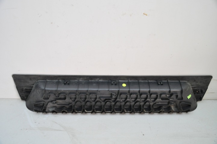 фото №7, Задня права молдинг декоративна порога vw transporter v t5 фургон 7h0863725t