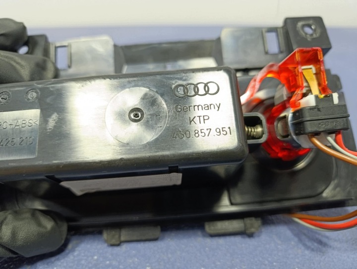 фото №7, Audi a7 c7 4g 10-14 попільничка 4g0857951
