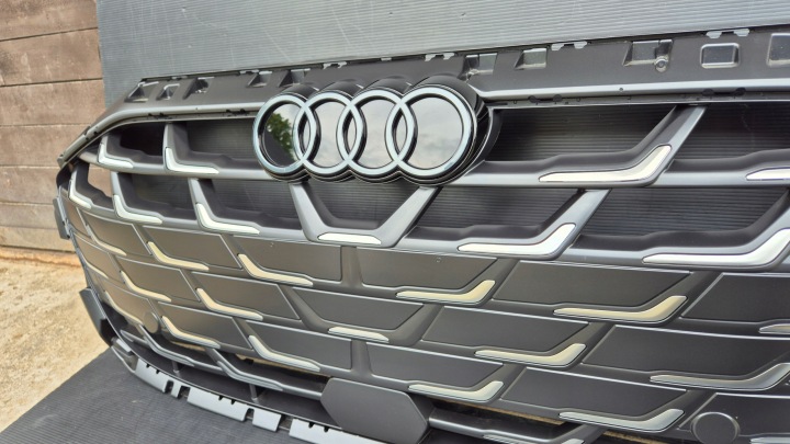 фото №11, Решітка радіатора audi a3 8y рестайлінг 24- s-line oem номер 8y0853651af blackchrom