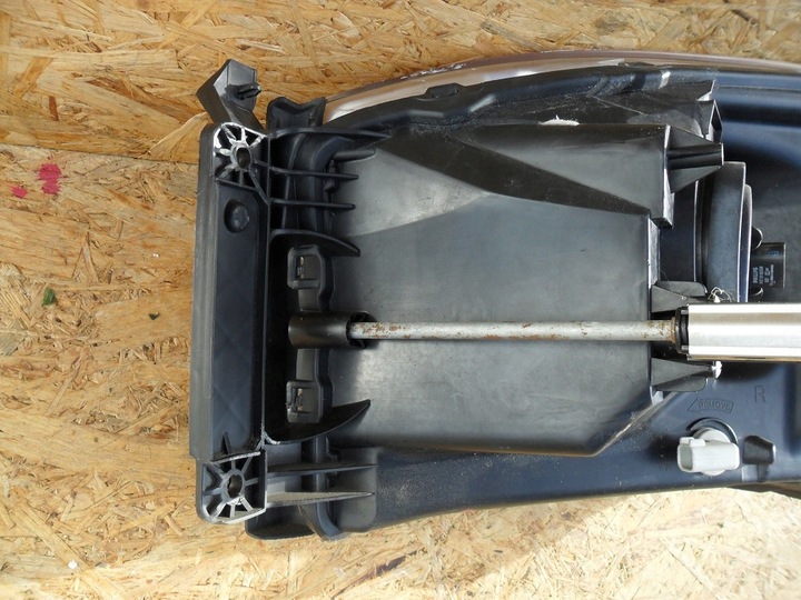 фото №14, Dodge ram 2006- фара праві