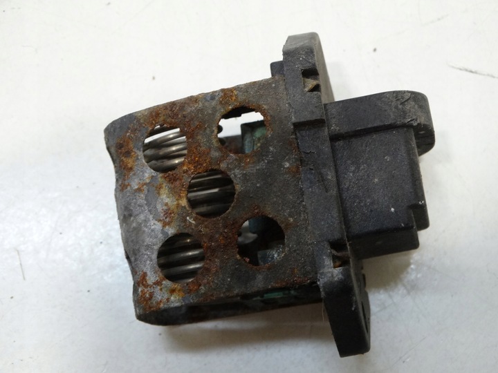 фото №1, Резистор резистор вентилятора renault dacia