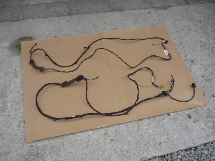 фото №1, Жгут крышки багажника зад seat altea 5p0971147 5p0971145