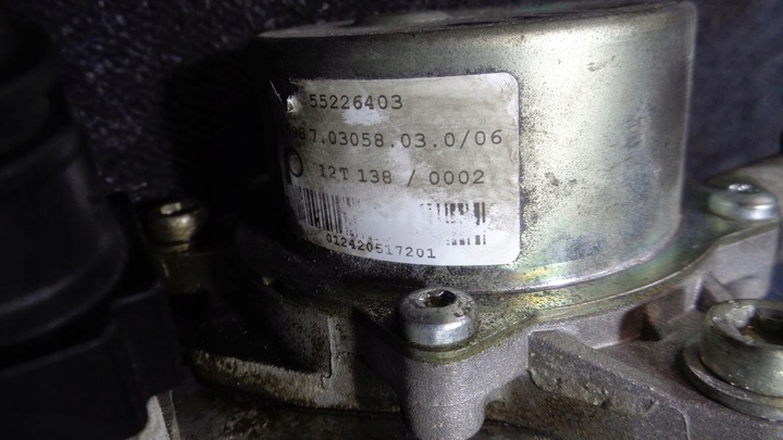 фото №8, Головка клапанна вал 55242622/1 alfa romeo mito 0.9 twinair t-air 2013-