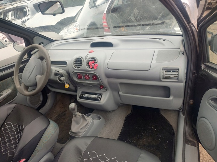фото №7, Renault twingo i крыло перед правый nv676