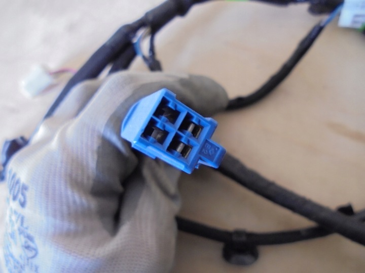 фото №6, Prius plus + установка двері праві зад задні jbl