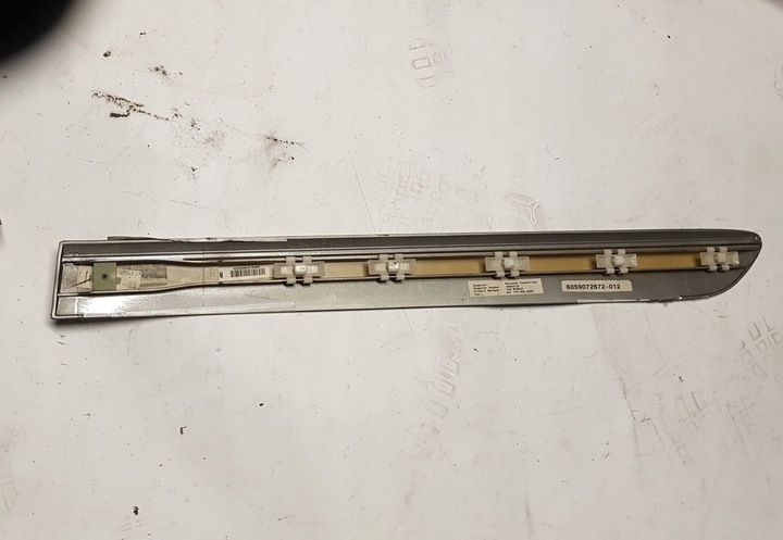 фото №3, Mercedes ml 164 планка накладка дверь зад новая