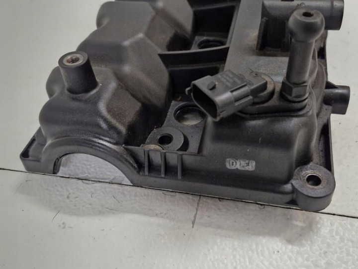 фото №6, Hyundai ix35 i40 kia 1.7 crdi d4fd кришка клапанів 22410-2a700