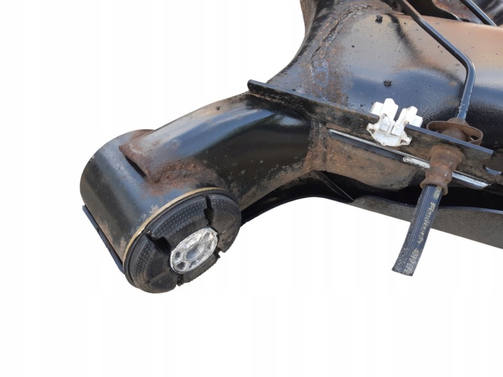 фото №8, Балка зад тележка renault megane iii hb 1.4 tce 555820001r