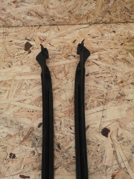 фото №7, Vw golf 6 vi планка скла лобовий 5k0854320 5k0854319