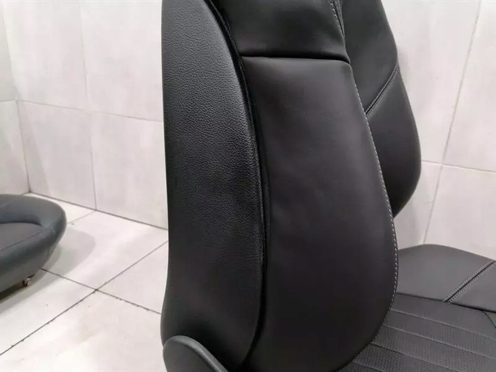 фото №12, Amg логотип crest mercedes e55 w211 сиденья передний cooled interior leather