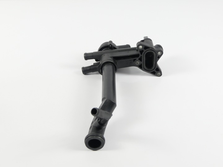 фото №7, Корпус термостата volkswagen polo iv 9n 01-09r. 1.2 6v