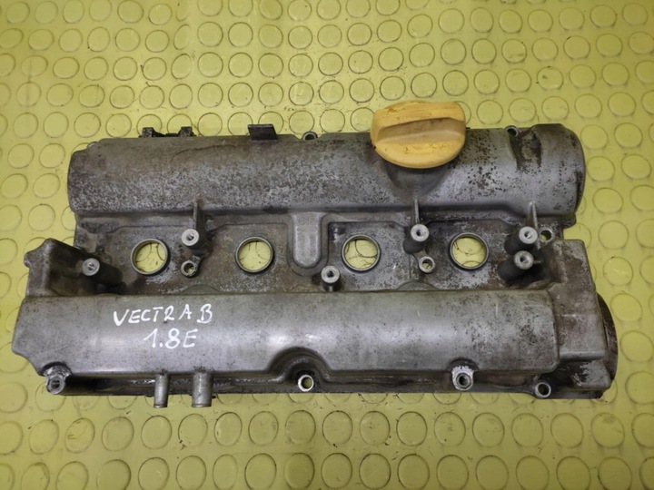 фото №1, Opel vectra b 1.8 кришка клапанів 90536413