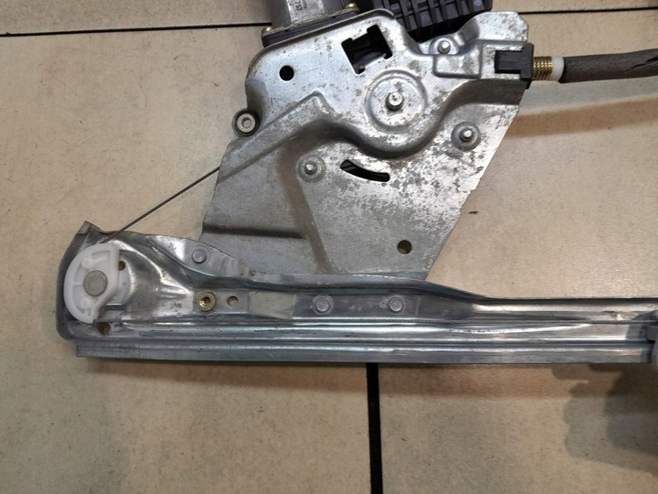 фото №9, Підйомник вікна правий перед ford focus mk1 1.6 16v