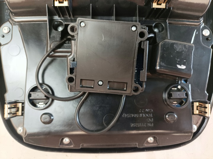 фото №10, Jeep grand cherokee wk2 19 лампа стеля usa