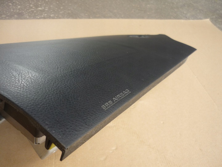 фото №4, Подушка пассажира заглушка corolla verso ii 04-09