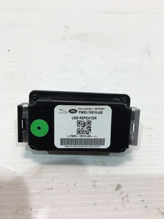 фото №1, Модуль port usb jaguar f-pace 16- x761