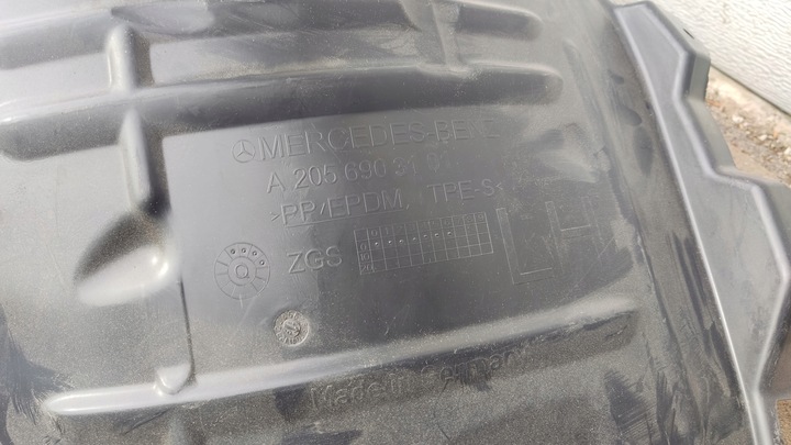 фото №2, Mercedes c клас 205 підкрилок передні ліві перед лівий