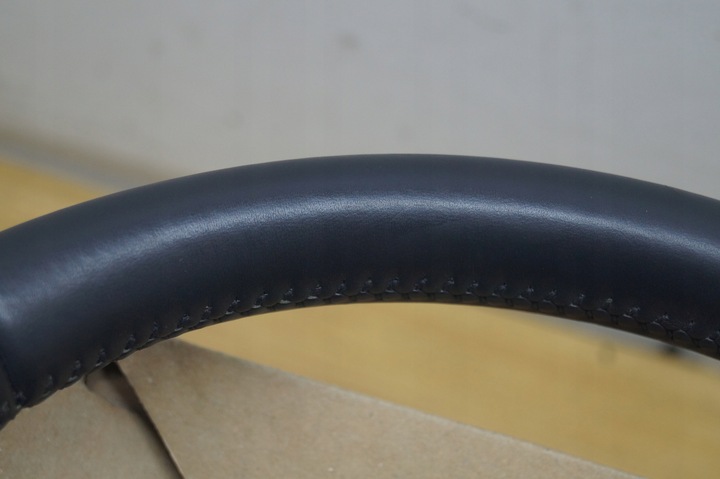 фото №8, Кермо пелюстки audi r8 420 06- 420419091c