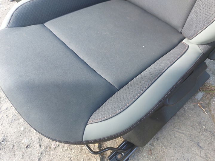 фото №6, Сидіння перед dacia duster iii 24- європа