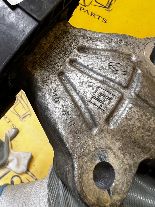 фото №7, Крепление лапи кронштейн поддержка двигателя renault zoe i z.e.