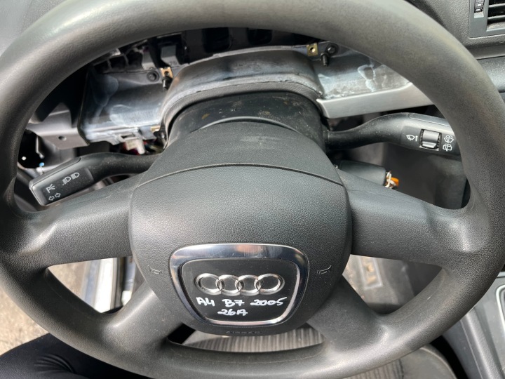 фото №11, Audi a4 b7 руль подушка руль