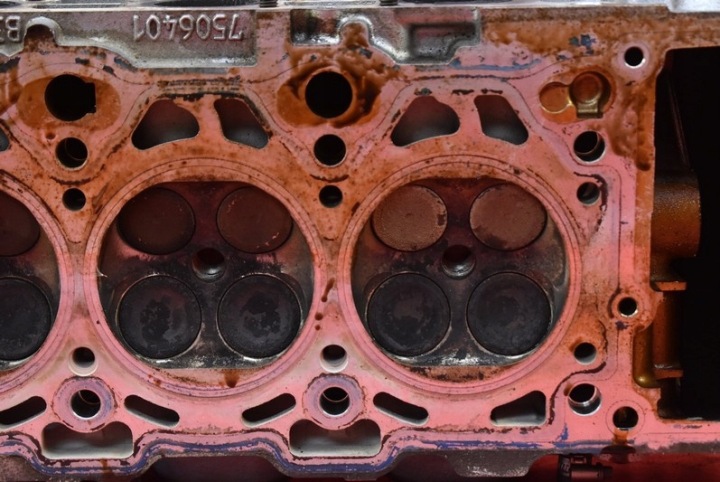 фото №8, Головка двигателя 7506401 n62b36a bmw e65 3.6 v8 272 km 01-05