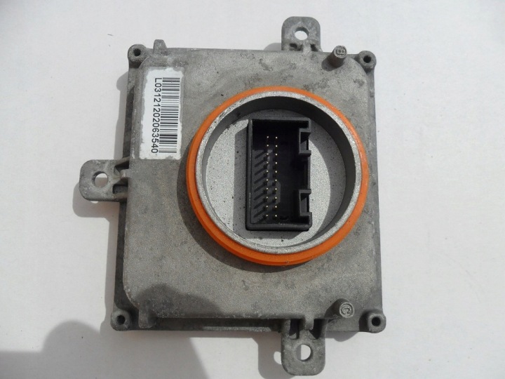 фото №7, Модуль led (блок управления фарой, led драйвер) audi a3 8v 5d s3 rs3 cabrio 4g0907397p