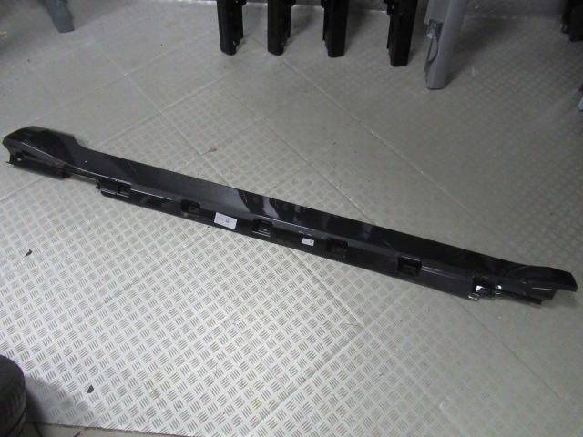 фото №1, Планка пороговая накладка правая vw arteon 3g8853856j lb7r новая