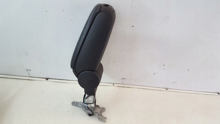 фото №12, Подлокотник туннель audi a6 c5 2,5 tdi