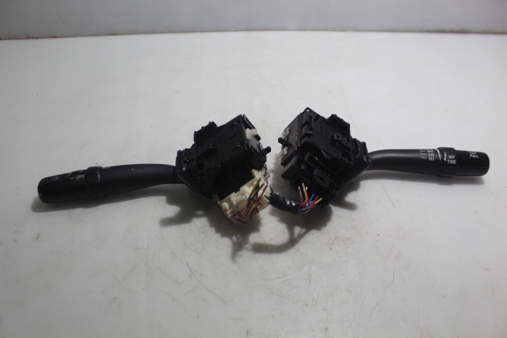 фото №1, Переключатель комбинированный света avensis ii t25