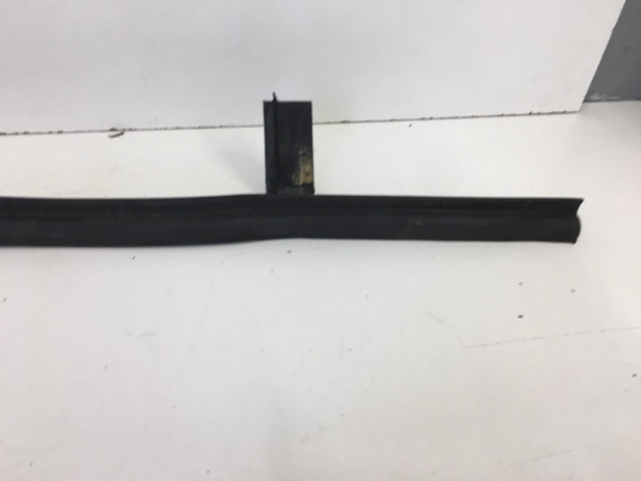 фото №12, Прокладка двері зад golf iv bora універсал права ліва 1j9839697b 1j9839698b