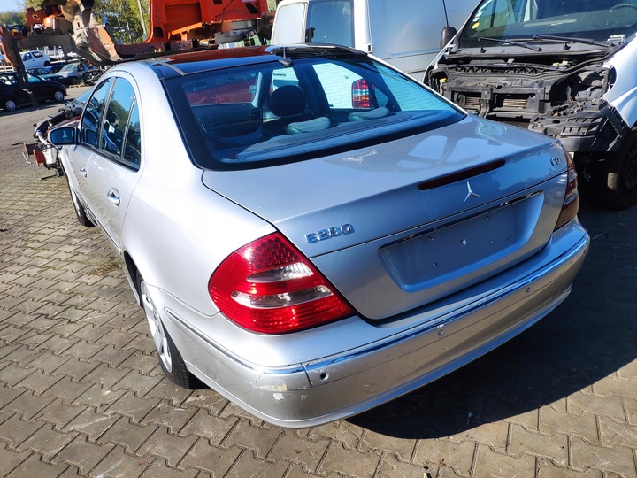 фото №16, Mercedes e-klasa w211 02-06 подушка безопасности панель консоль капот подушки ремни kpl