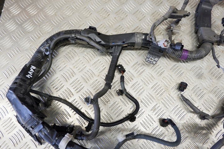 фото №8, Джгут двигуна toyota rav 4 iv _a4_ 8212142d30 2.2l дизель 110kw 2015
